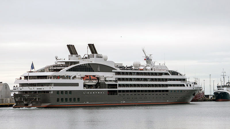 Cruise Ship L'Austral